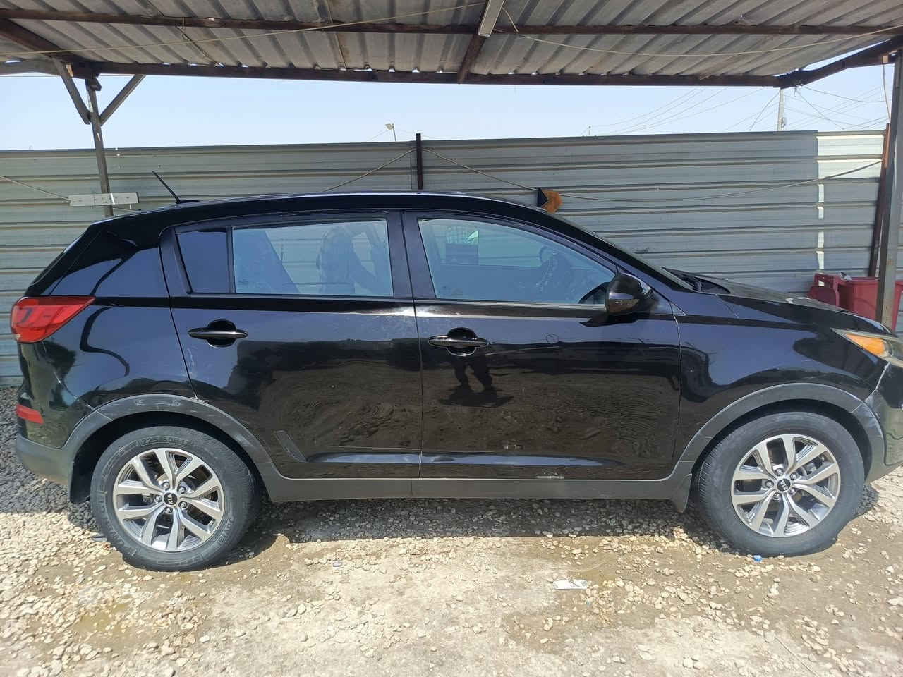 مراوس او. بيع
سبورتج 2016  فور ويل. 
حادثها بامريكه جاملغ و بنيد و بلعراق جاملغ الجه الثانيه يعني محسوبه بجم سنوار مرفوق بلمنشور  
رقم بغداد باسمي السياره
مراوس او بيع سعر 120
***********
