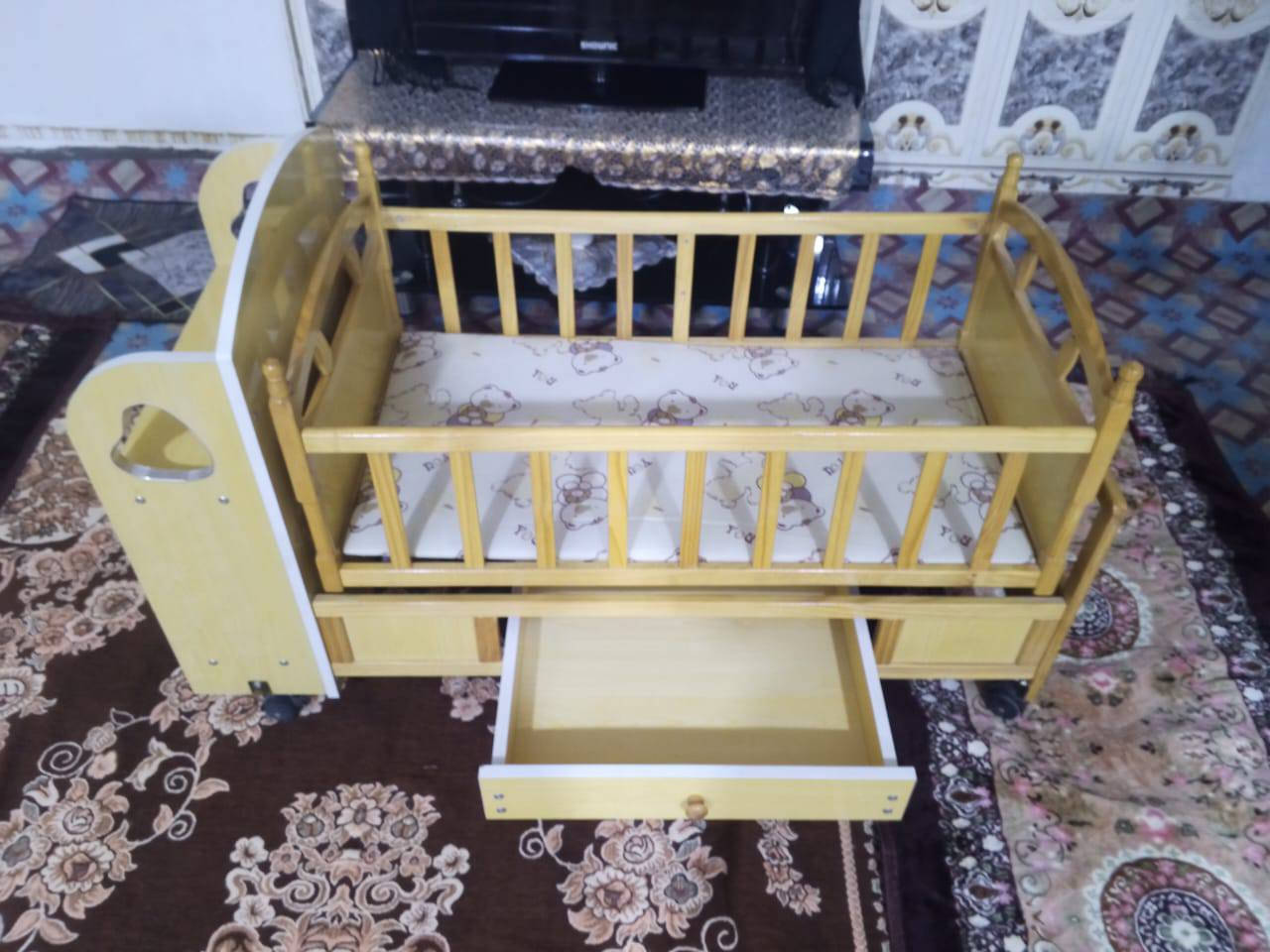 شباب عندي هذا الكاروك للبيع والله جديد وكلشي ما بي أصلاً يمكن استخدام سبوع واريد أبيعه  ب75 الف 
اذا احد يعجبه راسلوني على ماسنجر


**إذا كنت صاحب هذا الإعلان وتريد حذفه لأي سبب، رجاءا أرسل رسالة إلى الدعم الفني**