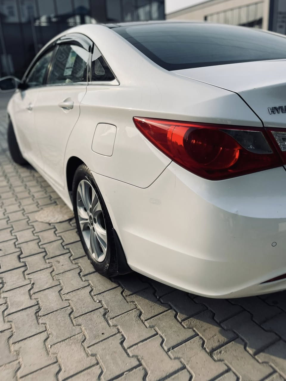 السلام عليكم
سوناته خليجي للبيع موديل 2011
كفاله عامه فول موصفات عدا البصمه
السعر 122مع المجال 
اي استفسار عل هذا الرقم ***********
