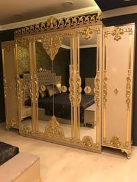 غرفه نوم ملكيه  للبيع مستعمله شي قليل  سعرها 1,000,000 مليون وبيها مجا...