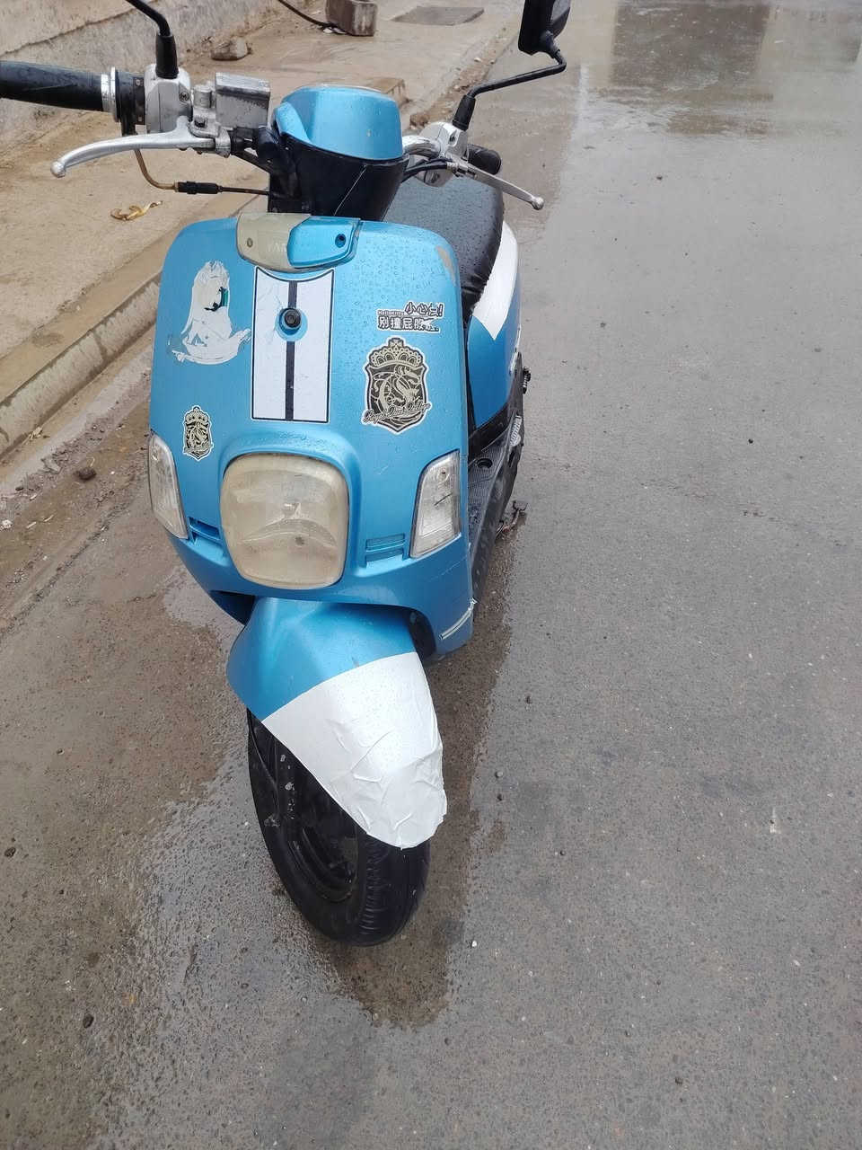 السلام عليكم بوليس كفاله عامه  كلها مختمه كابريتر دراجه فول الفول نضافه الصور تحجي دراجه نكره ابكل وكت وقت عليه ادامه كامله من كلجات أو كابريتر  سلف هندر كهربائيات كلها شغاله  سعر دراجه 600اوبيه مجال بسيط  مكان ديالى بعقوبة فلكت الأمين رقم الهاتف ***********0 للبيع أو امراس إب فورزه 🪯
