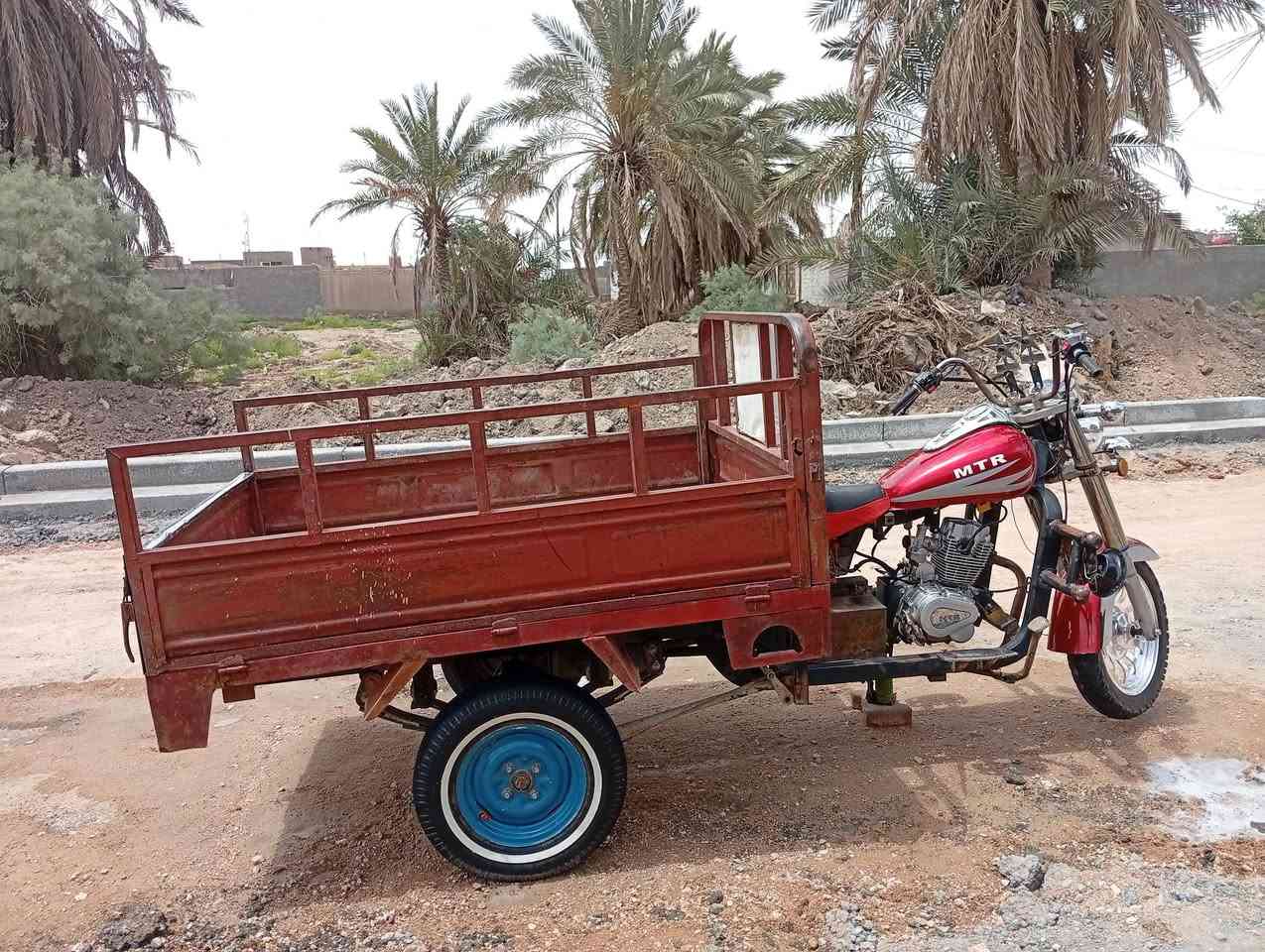 سماوه
للبيع 2007 بلاديه بيهه بس جوملغغ ودوسه مو بلاديات  الباقي كله بلادي دراجه كفاله عامه اوراق اصولي ماموجود خاص اتصال***********
