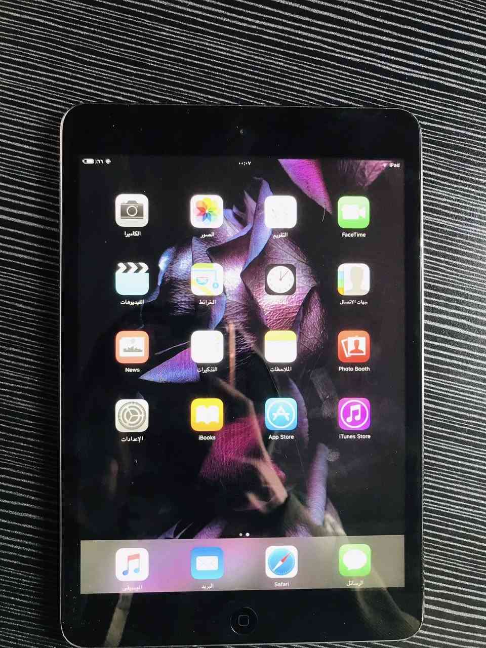 ثلاث ايبادات للبيع ثنين ذاكرة 16و واحد ذاكرة32 كلهن نضيفات وبسعار مناسبة للستفسار ***********
او المراسلة عل خاص
