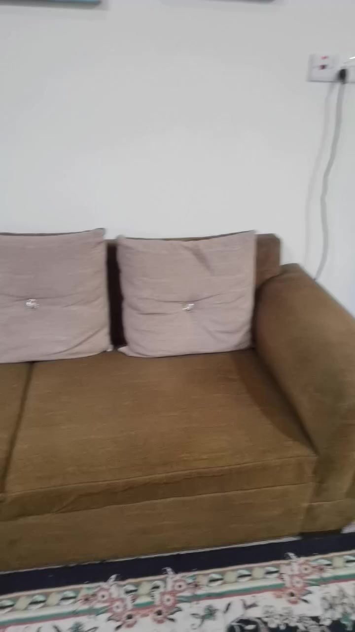 تخم عشر مقاعد السعر 300 الف


**إذا كنت صاحب هذا الإعلان وتريد حذفه لأي سبب، رجاءا أرسل رسالة إلى الدعم الفني**