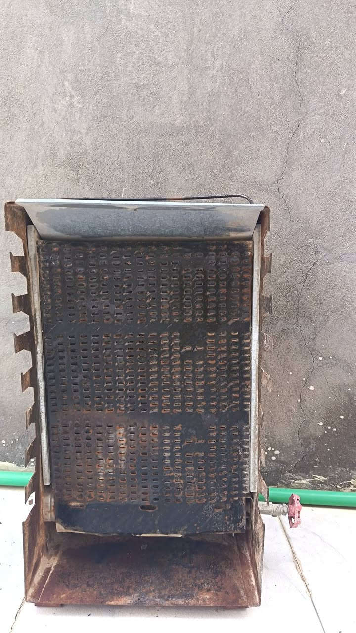 غراض للبيع شوايه رفوف ميز مكتبي مكان ديوانيه


**إذا كنت صاحب هذا الإعلان وتريد حذفه لأي سبب، رجاءا أرسل رسالة إلى الدعم الفني**