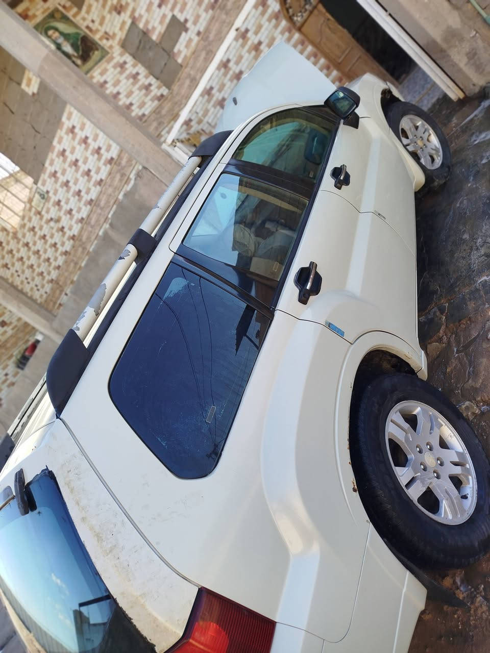 سلام عليكم مسبوشي البيع سيارة نضيفه كلش واحله من البصوره مديل 2007رقم بغداد تحويل مباشر ثاني يوم *********** مكاني نجف الشرف سعر 53وبيه مجال مراوس اذا اكو هم اراوس
