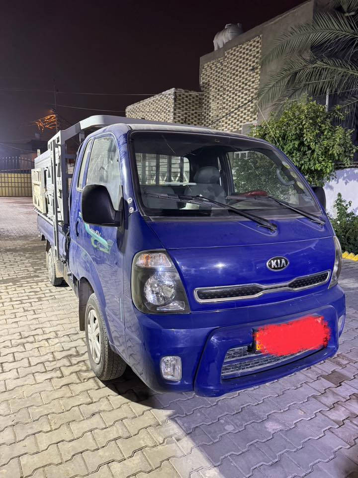 السلام عليكم للبيع كيا حمل مديل2008 كصه متؤمه وكامله اربيل طبق الاصل وحصه كاز السياره حلوه وجديده وجاهزه تبريد والمكينه وكير جدد فقط الامرايه جهة السايق مكسوره كير أوتوماتيك سعرها 65 وبيها مجال مكانها نجف ***********
