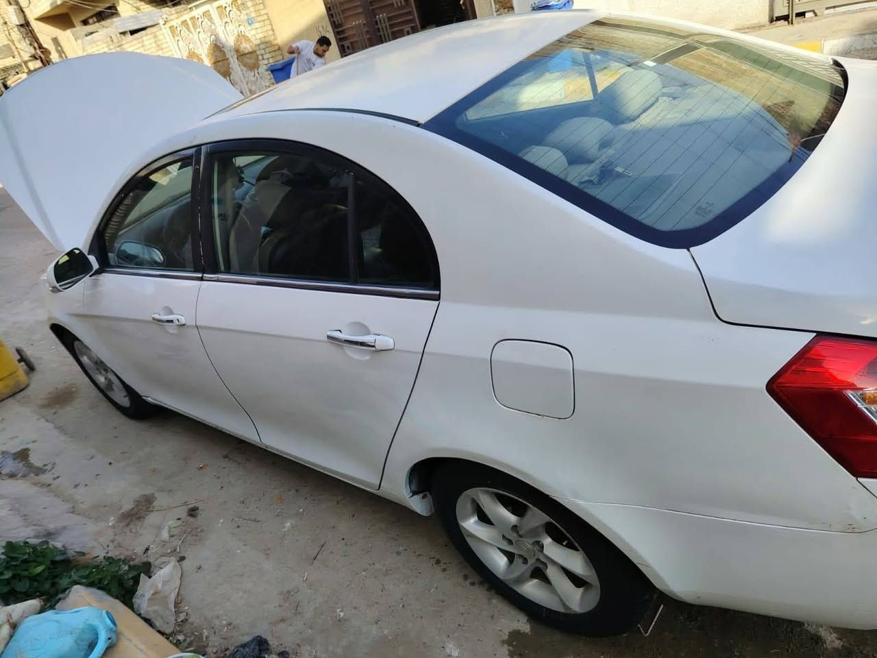 ام كراند اوتماتيك موديل 2013 بغداد لونها ابيض اي حادث مابيها رقمها انكليزي سنويه ٢٠٣١ نظيف سياره تخم تايرات حجم ١٦ تبريد شغال شاش كامرة خلفيه دوشمة جلد مكينه ١٨٠٠ باسمي سعر ٦٠ وبيه مجال العنوان زعفرانيه
***********
