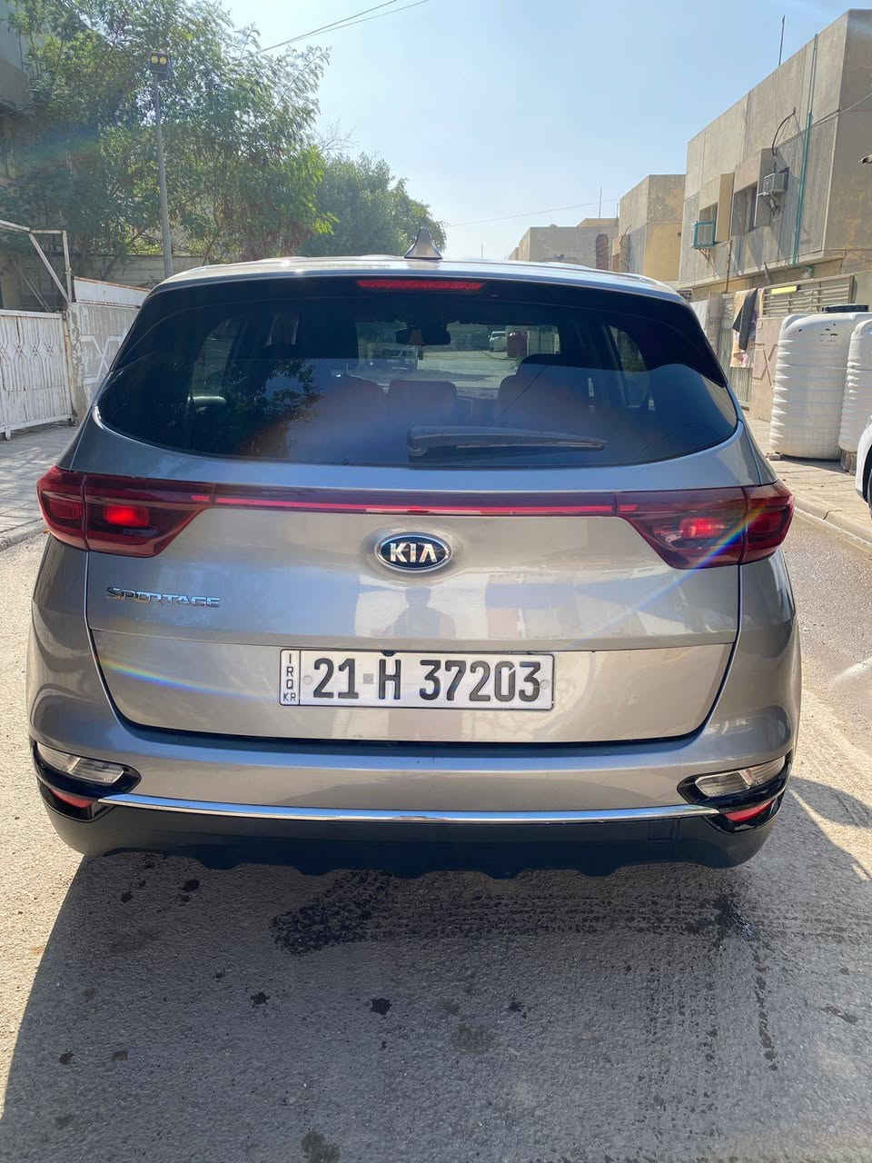السلام عليكم من رخصة الادمن سيارة للبيع كيا اسبورتج أمريكي موديل ٢٠٢٠ حادثها بنيد ودعامية ايرباكات طاكه وراجعه سستم ماشية 86 mil محرك GDI فور ويل تحكم جهتين تدفئة بالكشنات كشن السائق كهرباء اشياير بالمري المري شفط قمارة حديد  السعر ١٦٥ ورقه اتصال على الرقم *********** مكلف بالنشر
