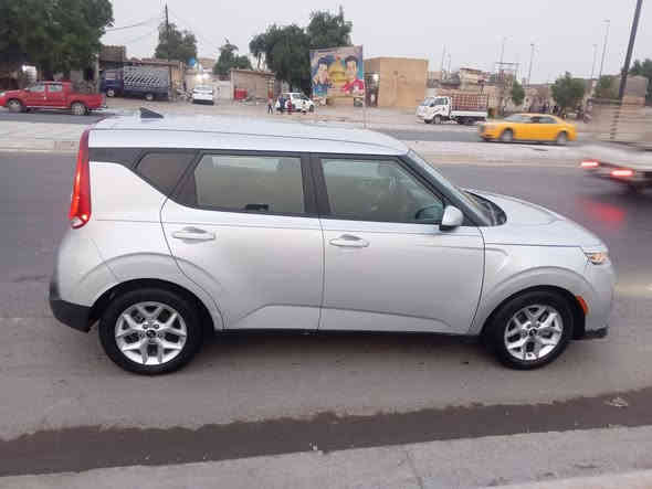 السلام عليكم صول 2020 وارد امريكي حادث جاملغ وبنيد فقط 
الباقي مكفول ماشيه 62 mi سياره جديده وجاهزه محرك وكير جدد ما مفتوحات تبريد ثلج صدر جديد مواصفات شاشه جبيره كار بلي وتحكمات ستيرن وكامره خلفيه رقم بغداد انگليزي وهزه جديده سعر 120 $ ورقه وبي مجال مكانها بغداد***********
