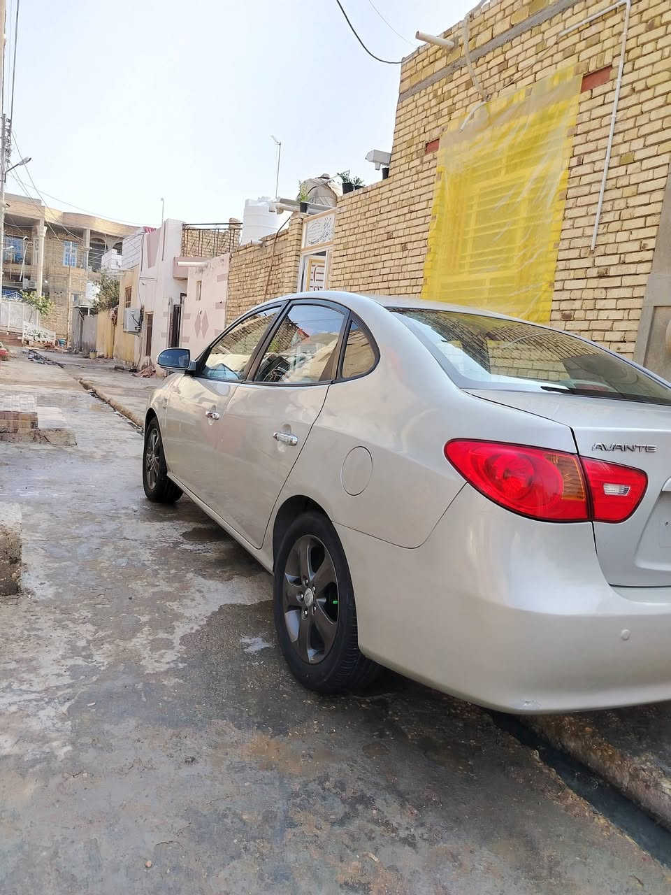 افانتي 2010 مكانها الناصريه
وسعرها ٤٥ وبيها شويه مجال واليكول مو سعرها وهواي خلي يجي بس يشوفها 
سياره جديده حييل
 والله تصعد بالسياره عبالك 2025
كصه جنطه
متومه شمالي وجاهزه
***********
 شرط انضف من الصور بهواي
السعر والعنوان كاتبهن قبل كلشي وبالخدمه
