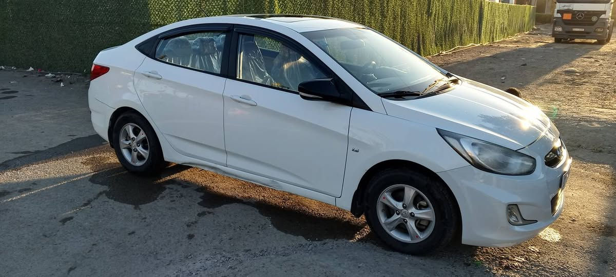 اكسنت12بلو خليجي
4دسك+ABS
شاشة تحكم ستيرن
دوشمتها بلادية جديدة
ادامة كاملة
اشاير بالمري
السيارة مال جناي 
السونار بالمنشور
محرك وكير مكفول
السيارة احلى من الصور
السعر105$
العنوان السيدية
***********
