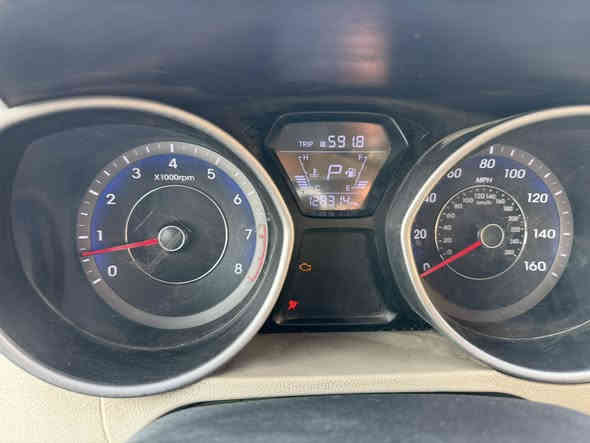 السلام عليكم النترا 2015 سونار مرفق 
حادثه جاملق وبنيد فقط الجاملق مبدل باسمي رقم انكليزي مصفره هيئه وغرامات  تبريد عاطل
مكانه مدينه الصدر 
بيع او مراوس سعر110 
رقم الهاتف ***********
