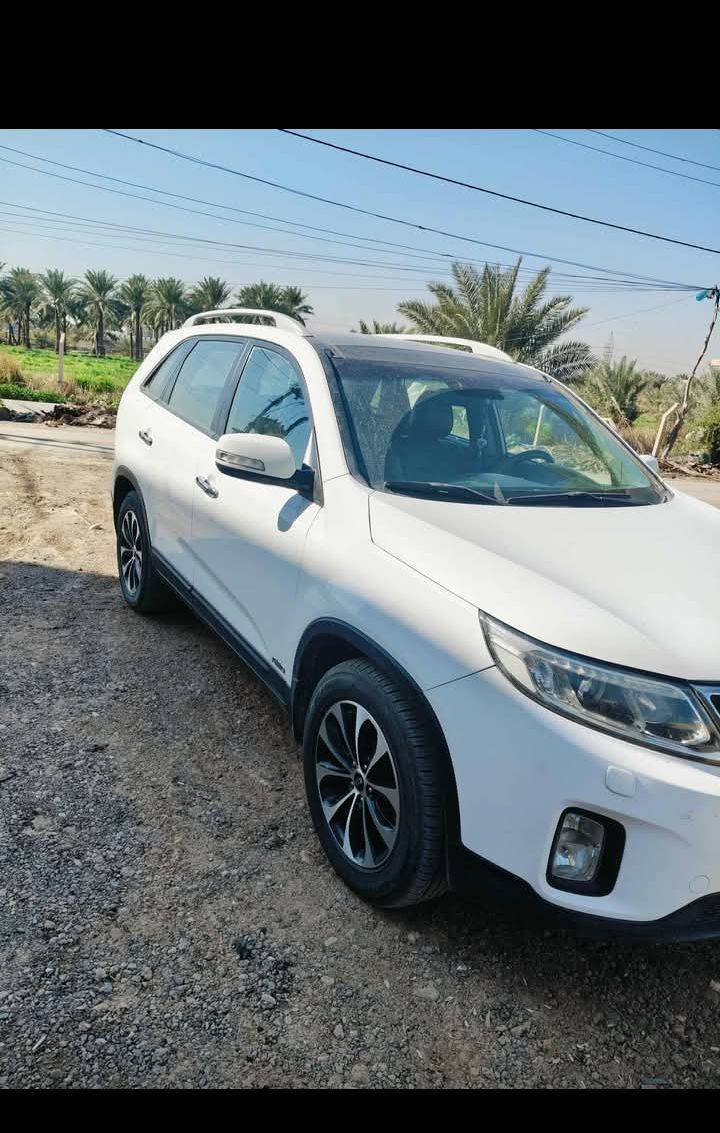 سورنتو 2015
كويتي مكفولة كفالة عامة فقط أقل من شبر بارد بالجاملغ 
واحد على واحد فول مواصفات 
محرك 6
تبريد 3قطع
فتحة سقف
بانروما 
إشارة ترحيب 
حساس امامي وخلفي 
كاميرا دوارة 
بصمة تشغيل 
بصمة ابواب 
بصمة جنطة
لدات 
نظام اقتصاد بانزين ايكو 
كشنات كهربائية 
كشنات جلد
وبعد بيها مواصفات السيارة فول
ماشية 90 ألف
بأسمي رقم بغداد دولي تحويل مباشر 
السيارة مال جناي وعلى ايدي 
السعر195بيها مجال بسيط حك الجية 
المكان بغداد مدينه بسماية 
***********
***********
