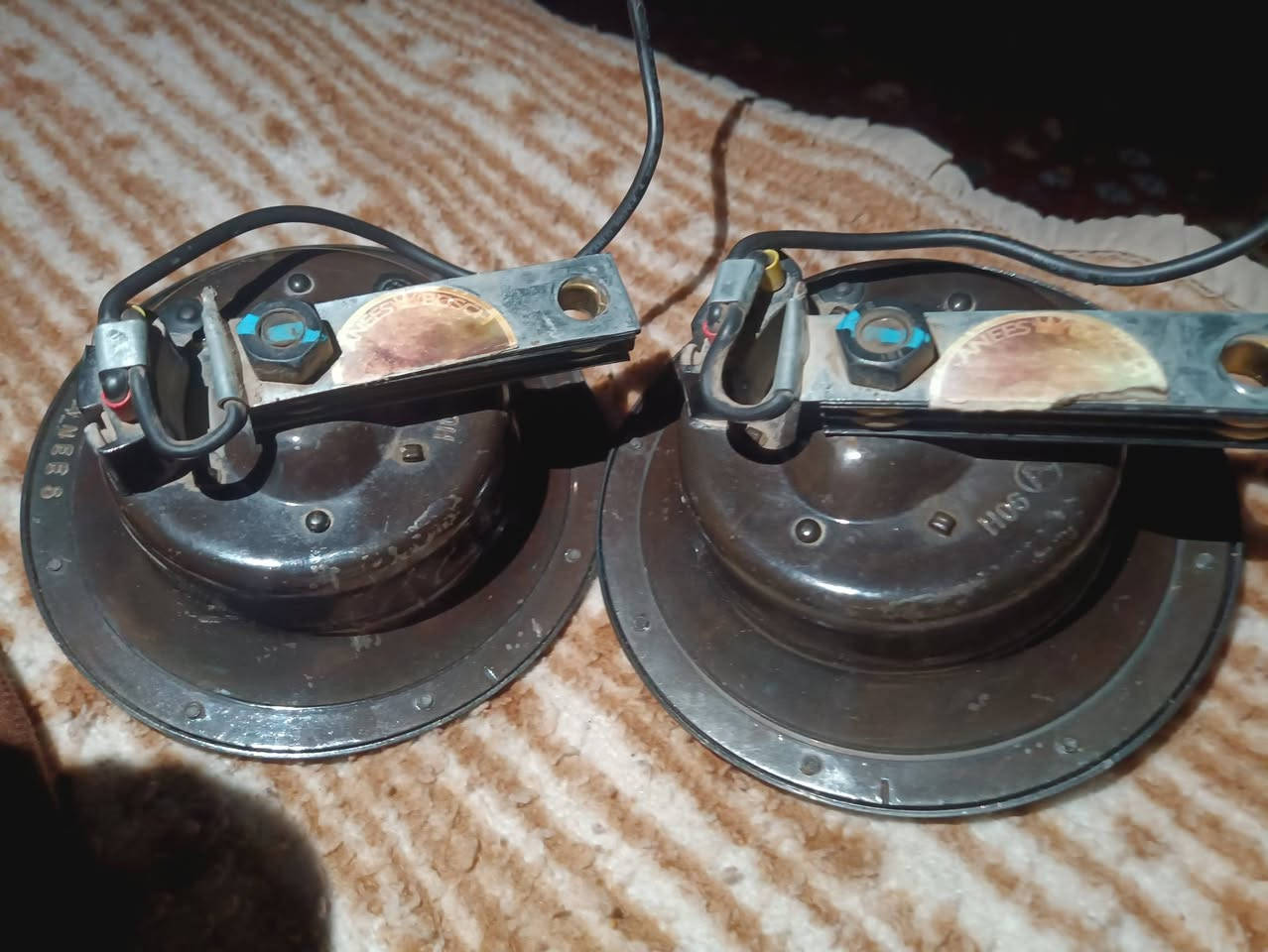 هورنات ايراني بطن ألماني عنجه مكفولات شغل انيس بوش
سعرهن 250 
رقمي ***********
