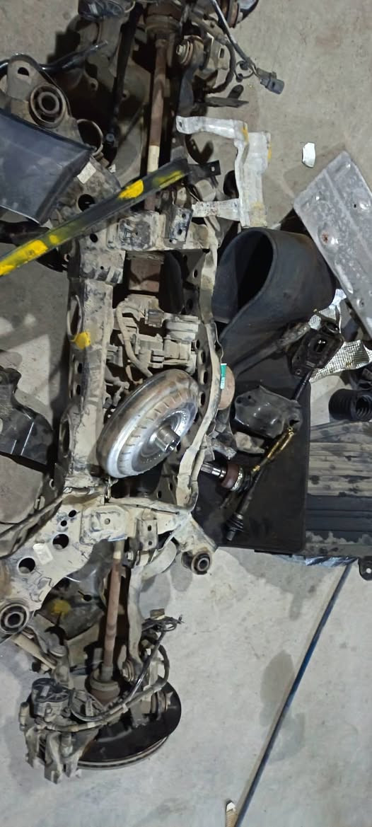 متوفر قطع غيار فورد ايدج 2023
حدادايه امامي خلفي
عنبار بريك
وياله
تورباين وكير ومكينه وتفرعات
داينمو وكومبريسر
اكسل خلفي وامامي
دبلات
رادارات
طبلات
مبخره بنزين
اياد السامرائي ***********
