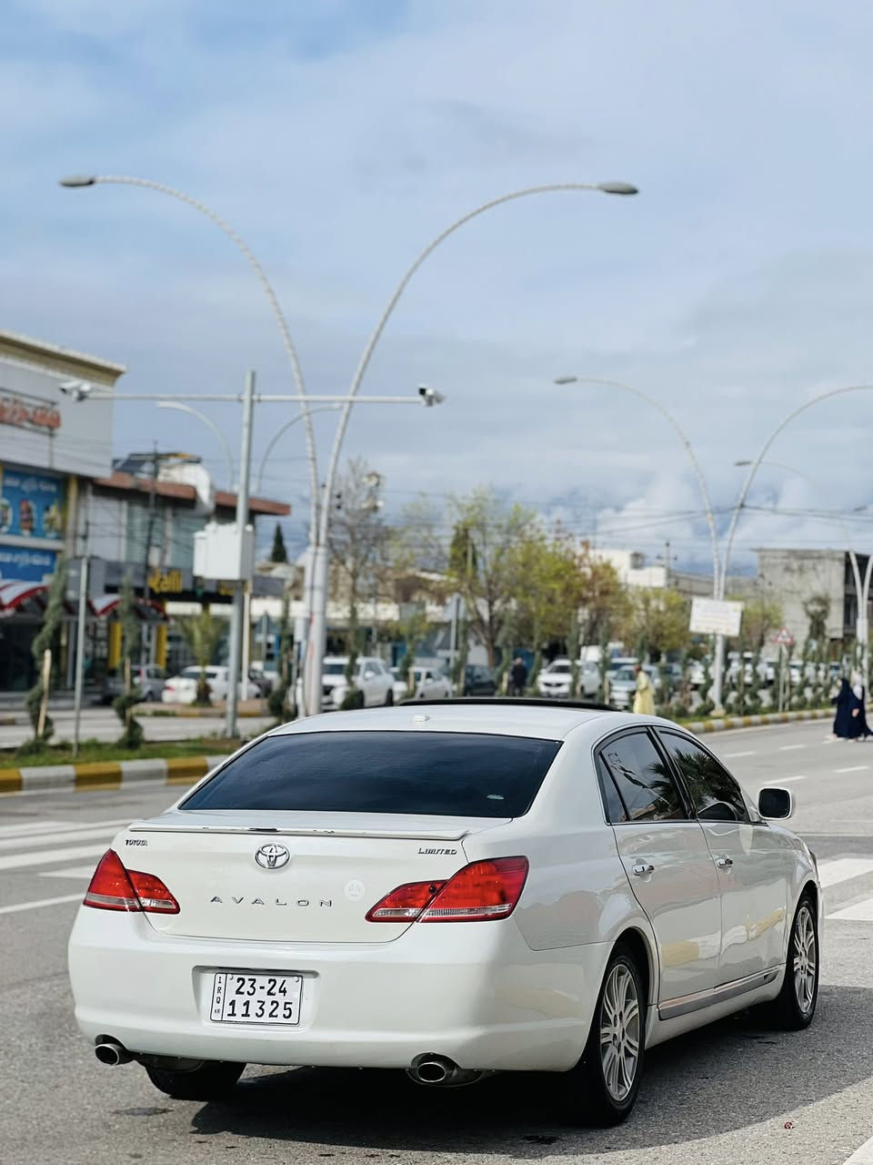 Avalon limted xlij 2010 sax
ئەڤەڵۆن مۆدێل ٢٠١٠ / ١ ساخ
فول فول مواسەفات
سڵاید کوشن جڵد و هیتەر بەسمەو پەردە 
گێر و مەکینەی بەشەرت کارەبای مەزبوت هەموو شتێکی ئیش ئەکات کامل بۆیاخ بۆجوانی بێ داعمو لیداراو هیجی پێوە نیە سعری ٨٥ ماعمەلە
 لە هەڵەبجەی شەهیدم
***********
***********
