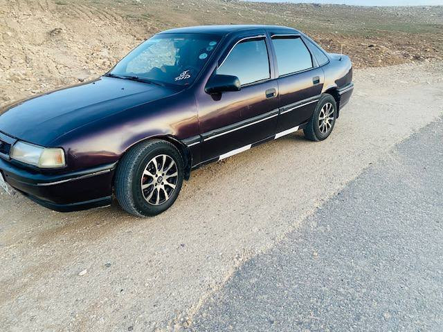 فكترا 20 موديل 93
رقم دهوك ، كير و مكينة بشرط ، تواير جدد  
السعر 41 ومجال 
واتساب ***********
العنوان دهوك
