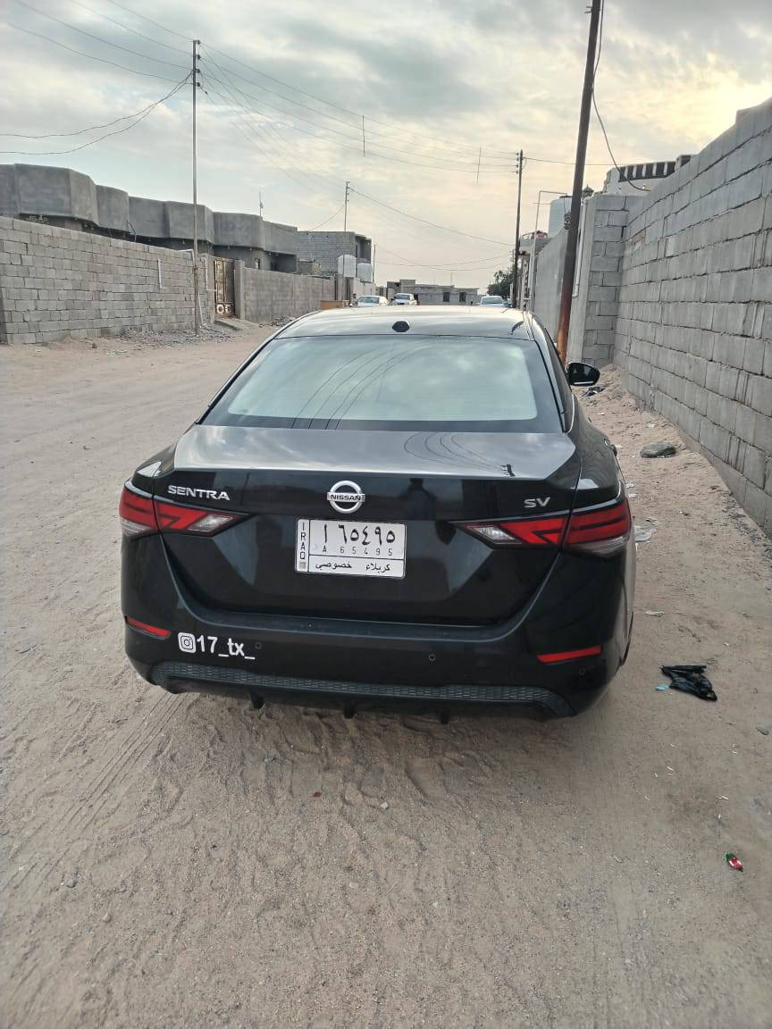 نيسان سنترا اسود ⬛ 2021
المكان بصره سفوان 
سياره نظيفه 
للتواصل ***********
