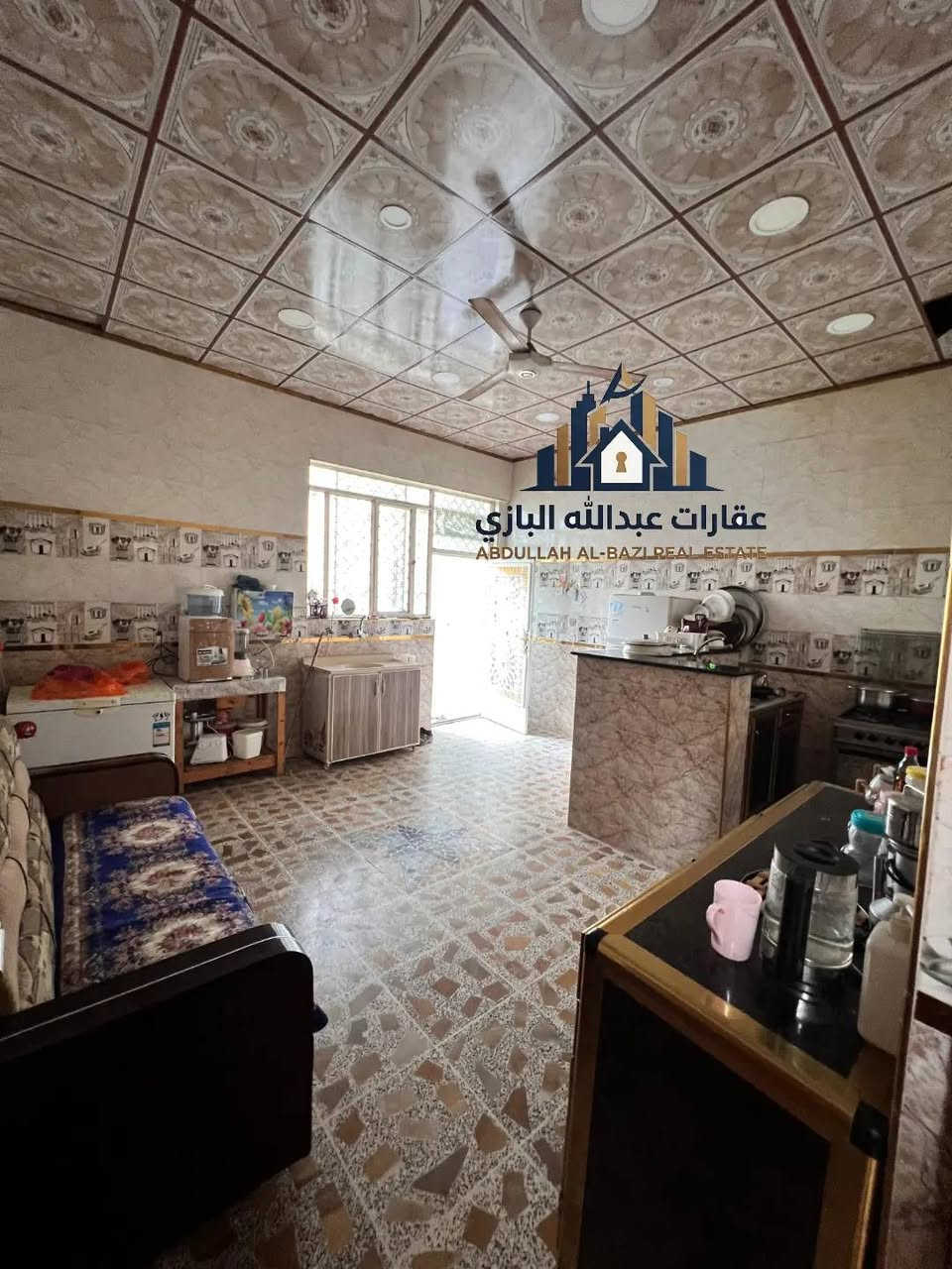 بيت للبيع في حي الدوانم قرب سياج المعمل بالتحويل المساحة 200م 
4 غرف غرفة طابق ارضي 
3 غرف طابق ثاني سويت
 علق بـ تم ليوصلك السعر

***********
