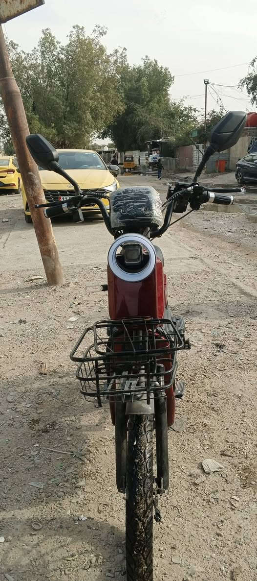 السلام عليكم دراجه شحن حجم 20 دراجه نظيفه بطاريات5 دراجه اي نقص ما بها مكان بغداد الشعله السعر300 وبيها مجال الرقم ***********
