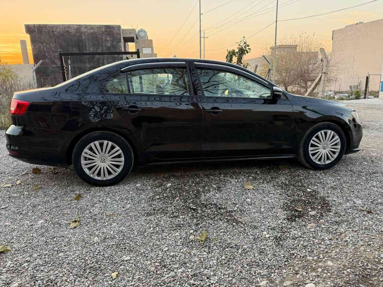 ڤۆڵگسواگن جیتا 2015 خلیجی 
مەکینە ٢٠ بێ تۆڕبۆ
ناو زەرد
٢ پارچە بۆیاغ بۆنیت و
 چاملغی سەکن بێ ناو گرن
 لەگەڵ ٢ بست سارد 
لێدراوی ئەوروپای نیە 

سعر : لە کۆمێنت داوای بکە ڕاستەوخۆ بۆت دێت 🤖 

گێڕ و مەکینە بە شەرت 

ژمارەی خاوەنەکەی 

***********
***********
