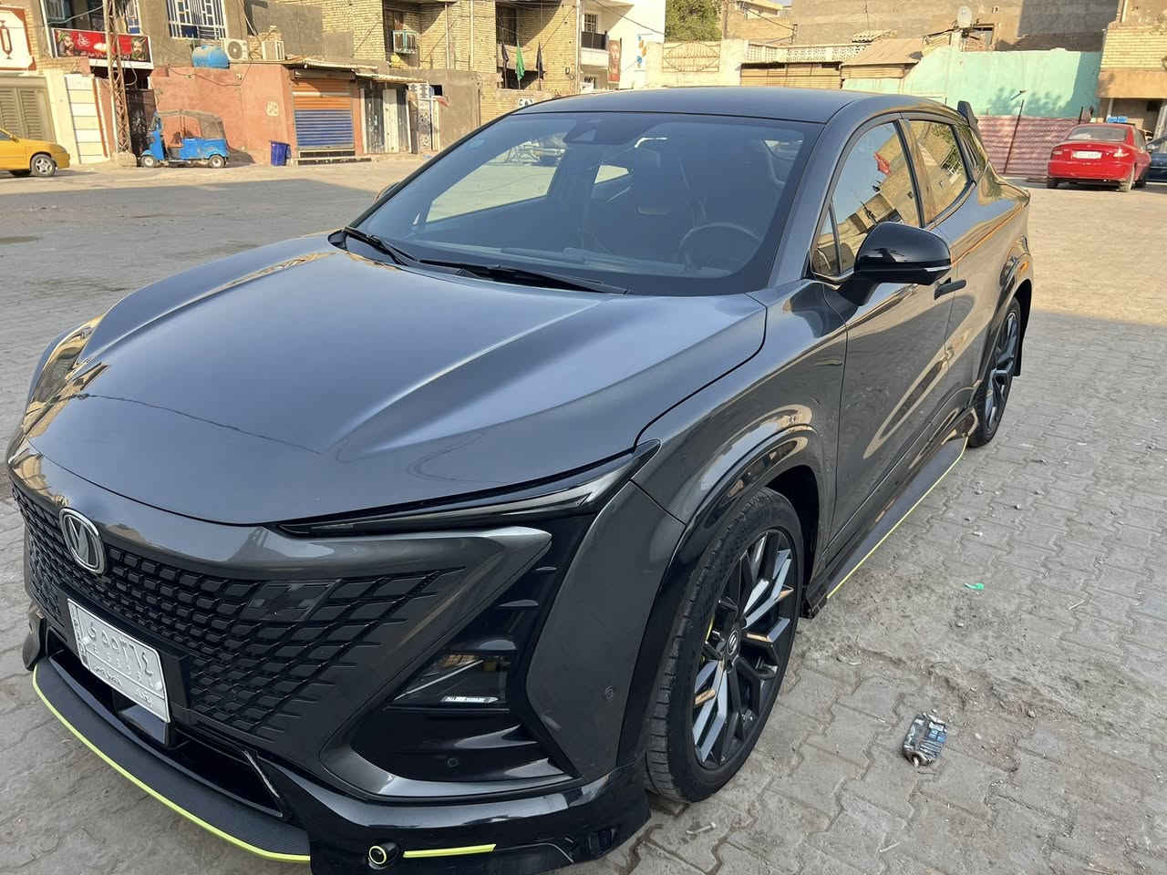 شانجان يوني تي 2024
ماشية ٥٨ الف
السيارة مكفولة كفالة عامة👍
شخط مابيها 
مواصفاتها معروفة 
سعرها ٢٩ مليون💰
مكانها مدينة الصدر
***********
