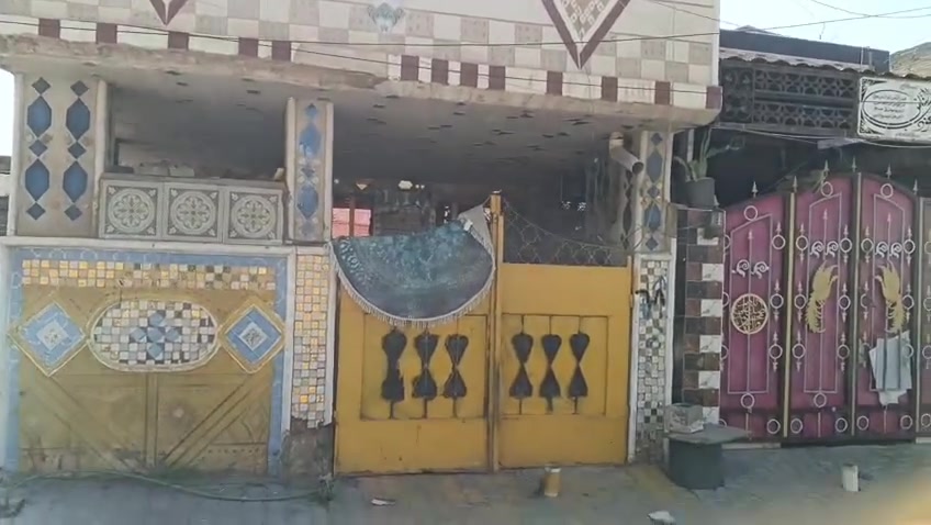 السلام عليكم بيت للبيع
مكان البيت الحسينيه ب12
بفرع الحلاق 100م 
رابع فرع من حلاق 
السعرر 48 وبي مجال 

للستفسار دخول خاص او الاتصال عله هاذا الرقم
***********
