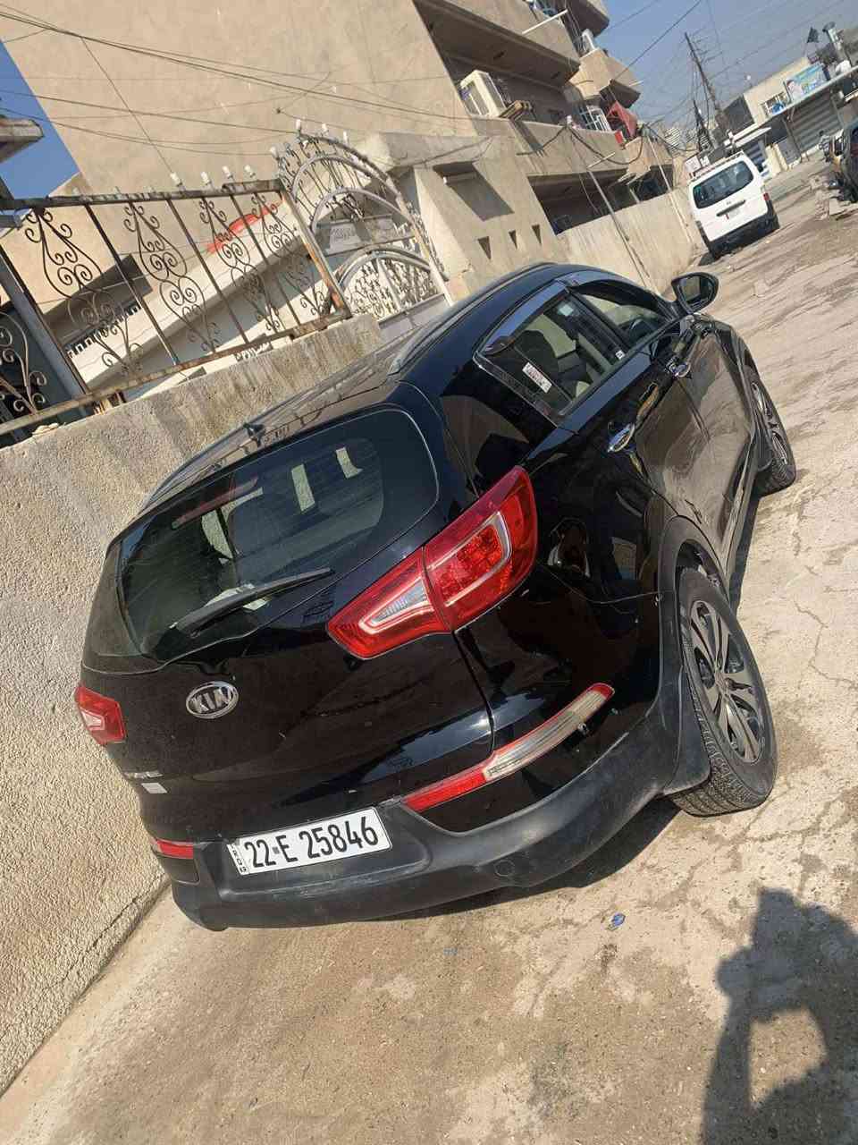 كيا سبورتج 2012 كامره 
بلوجكترات
5ويل كب 
تبريد تدفئة
كير اوتو+عادي
مكينه وكير خير من الله
صدرها خير من الله
سيارة استخدام مال بيت ممتعوبه
موقعها بغداد المشتل
للاستفسار:
‪...***********‬‏.*********** بغداد, العراق
