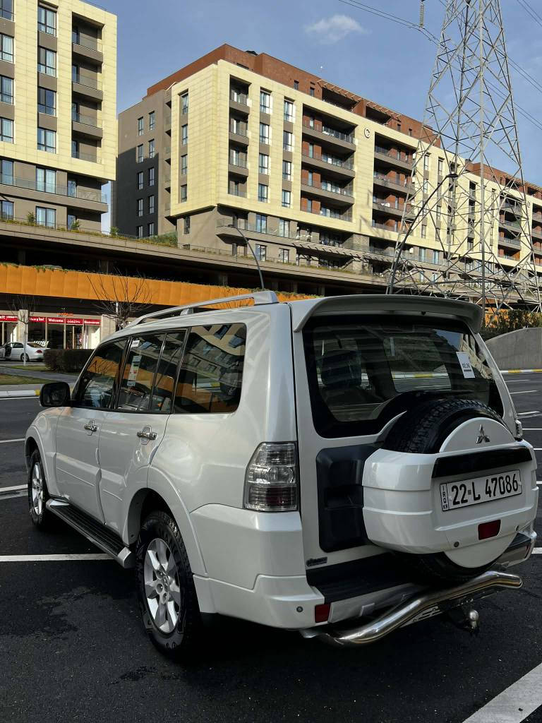 Mitsubishi pajero 2010 full full 
میسوبوشی باجیرۆ ٢٠١٠فول فول حبتور
خلیجی سفری شەریکە
مواسەفات
سڵایت
کوشن جلد
کوشن کارەبایی
حاسە
دەبڵ ئەکسل4×4
قفلی دەبڵ ئەکسل
سێ ڕیز کوشن
دوو سویچی بیلاد
سەماعەی ناو سنوق
سەلاجە
تەبرید مەرکەزی
مەکینە ٣٥٠٠ مرخوب
بێ بۆیاخو بێ ساردو بێ شوخت دەعامیەکانیشی بەشەرت بۆیاخی نیە
هەمو گیانی لەسەر شەریکە ماوە
گێڕو مەکینەی بەشەرت نەکراوەتەوە
شوێن سلیمانی
*********** whats app viber السليمانية, العراق
