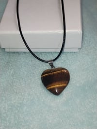 احجار طبيعي • توصيل