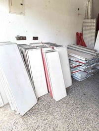 رفوف وسطية • رفوف جدارية • خشب كرز