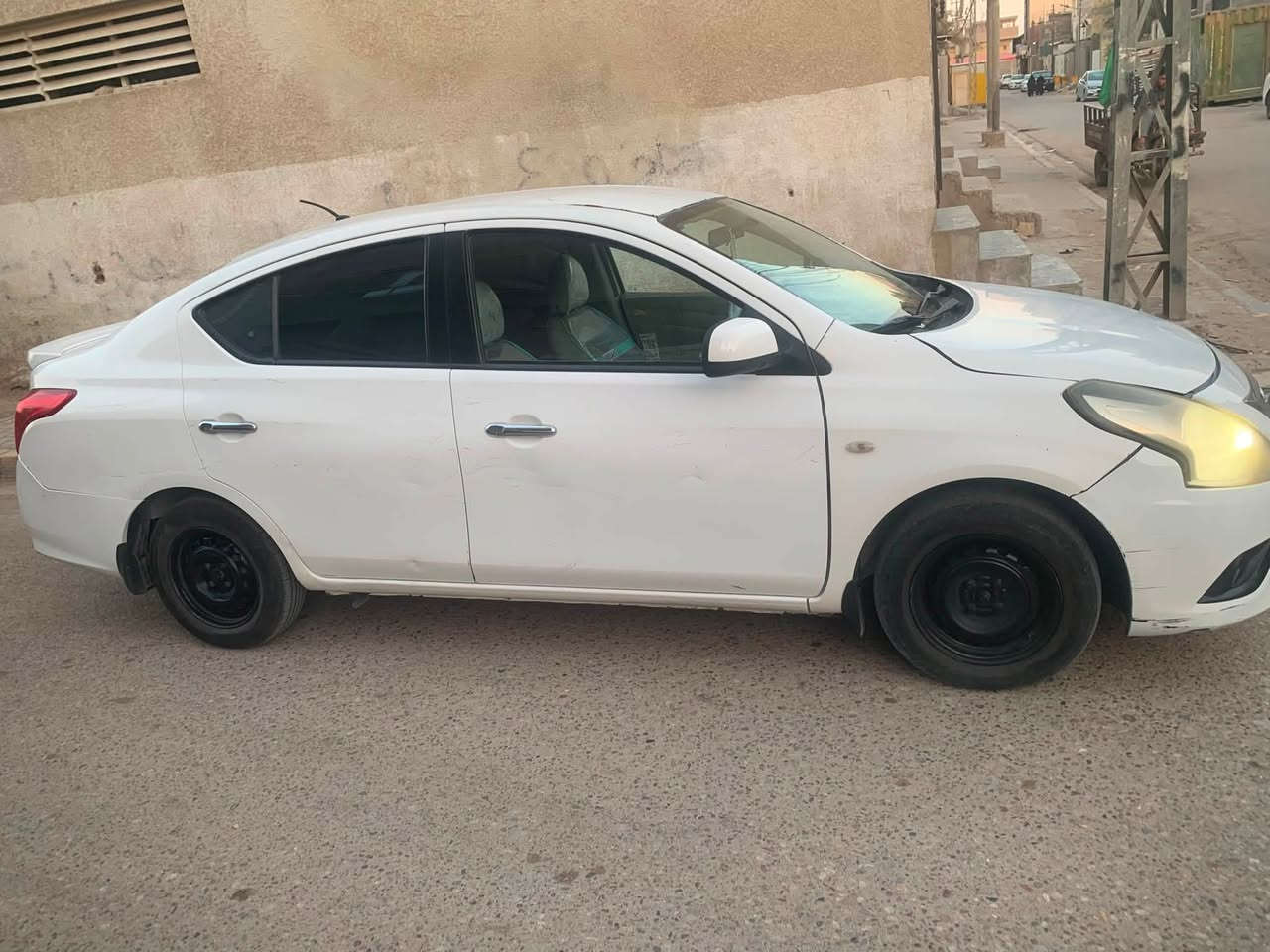 نيسان سني هندي مديل 2019 سياره اقصاط ومسدده تاخذ تحويل 
سياره كير ومكينه وتبريد حداديه نص عمر
العنوان بصره 
الهاتف ***********
بدي شوف العين
السعر 75
