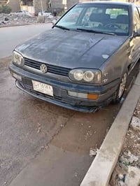 كولف للبيع موديل 93 رقم انبار بأسمي كير عادي محرك 1800 قبل 10 شديته اخ...