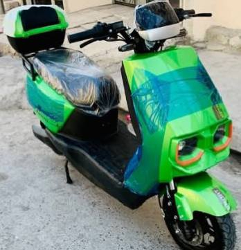 السلام عليكم 
ماطور شحن جديد مستخدم 15يوم بعدو بنايلونو
للبيع سعرو 600الف 
مكاني الموصل الرشيديه 
***********
***********
