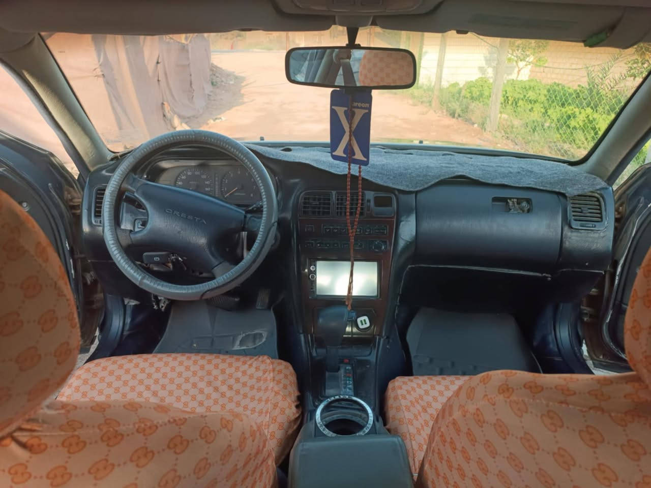 السلام عليكم
كرسته نفخ موديل 93 رقم ذي قار سنويه لحد 28 بسمي 

صبغ عام جماليه مكفوله كص ونقل ومن الضربه القويه تبريد فول شغال 

حداديه 70٪ مكينه وكير ونجي انسه صرف البنزين 

مكان السيارة ذي قار سوق الشيوخ.  
السعر. 55 وبيه مجال
ــــــــــ 
اخوان رجاءً تفاصيل السياره كله مذكوره بالمنشور والصور لاواحد ايراسل ودزلي صوره وتفاصيله ع الخاص كلشي واضح بالمنشور 

اتصال برقم اووات ساب 

*********** 

عذرا عن الاطاله
