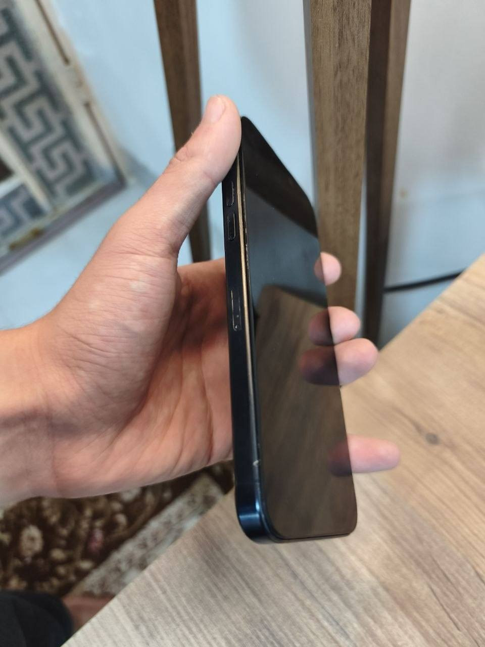 📱 للبيع iPhone 15 Pro Max
• الحالة: مستعمل نظيف
• السعة: (256GB)
• اللون: (تيتانيوم نيلي)
• رقم الطراز: 5U2R3ZA/A
(دبل سيم)
🔧 ملاحظة: الجهاز مبدل شاشة (يعمل بشكل طبيعي بدون مشاكل) الشاشة نوعية ممتازة 3 خيارات
هناك اثر بسيط بزاوية الشاشة من الاسفل ما يبين موجود بالمنشور شوفها
📦 المحتويات: (شاحن موجود كامل مع كفرات)
💰 السعر: (675 الف)
📍 الموقع: (الموصل)
للتواصل خاص 📩
الرقم : ***********
