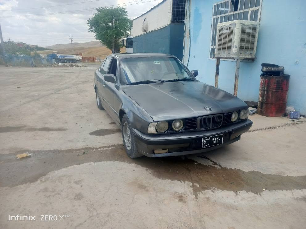 سڵاوی خواتان لێبێت 520 گێڕ عادی فول مواسەفاتە کوشن کارەبای 4 جام کارەبا و سڵاید  تایەو ویلی مشەبەکی 15 تازە بۆیاخ کراوە سمارتەو پۆڵیش نەکراوە سەنەویە  هەنێک مەسروفی هەیە  لە سلێمانیم گۆڕینەوەش ئەکەم لەسەر دڵ گرتن ***********
*********** السليمانية, العراق
