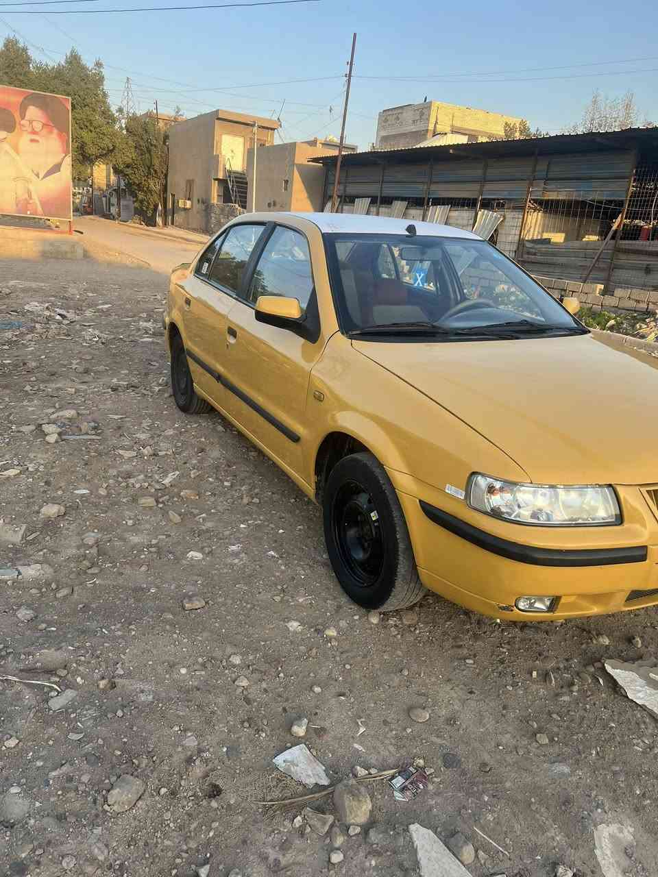 سلام عليكم سمند موديل 12 سيارة نضيفة شوفت عينكم كير مكينة نضاف تبريد تدفة كلة شغال صدرهة 50 بل100 بس مصفرة هية وغرامات تحويل ثاني يوم بسمي مكان بغداد رقم ***********
