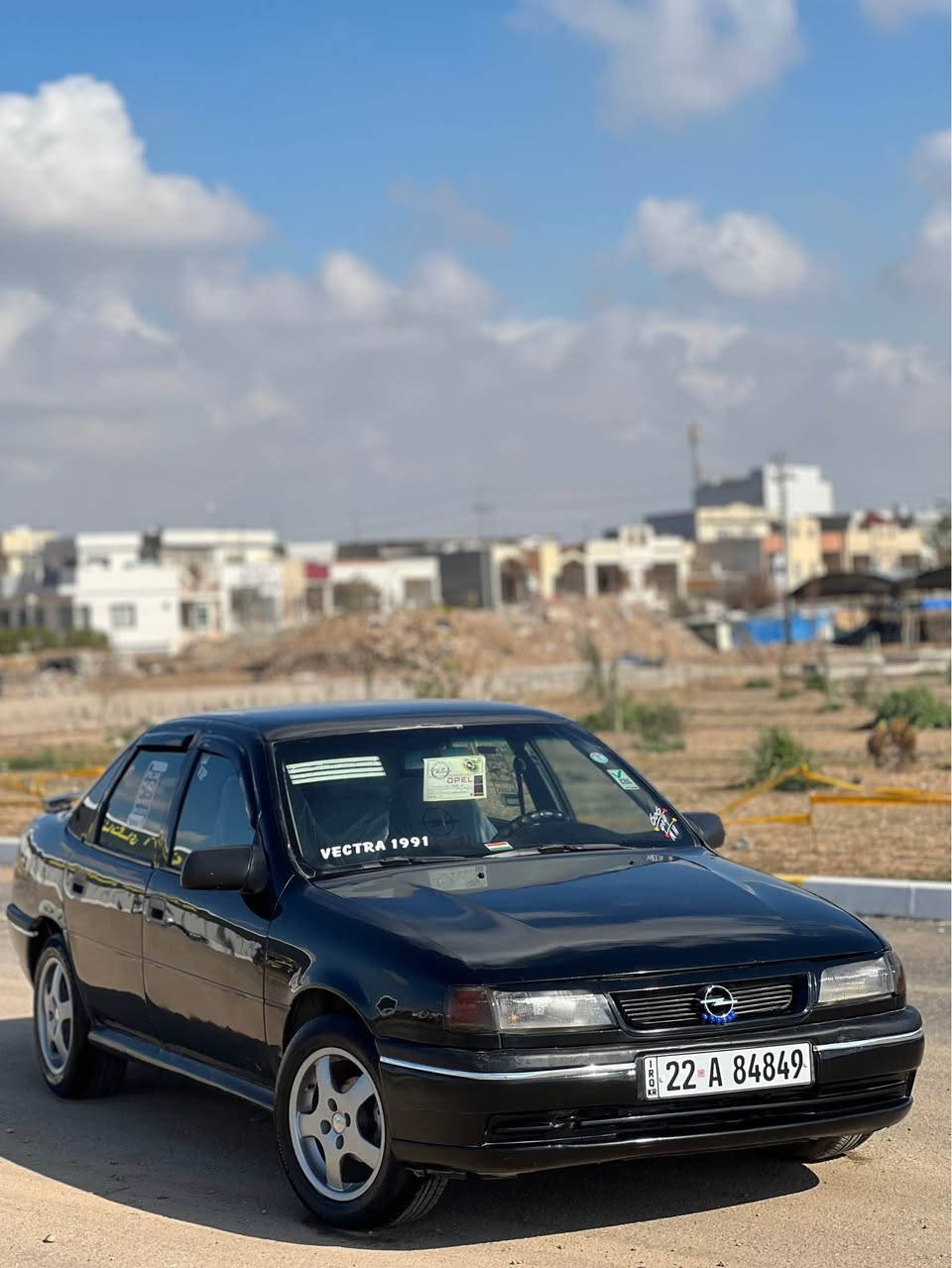 لەهەولێرم 
٢٠٠٤ ٩١٢ ٠٧٥٠ 

مۆدیل ١٩٩١  مەکینە ١٨ سەنەوی ٢٠٣٠ 
هەززە و فحص ٢٠٢٧ بیلاد خصووصیە 
بەخ عامە لەسەر ساغی جەمپەکی بەدەنەکەی هەیە 
بەتانە و شانسی هیچی نیە گێر و مەکینە بەشەرت 
یەک دینار مەسرەفی تێدا نییە جاهیزە 
سەنەوی بەناوی خۆمە أربيل, العراق
