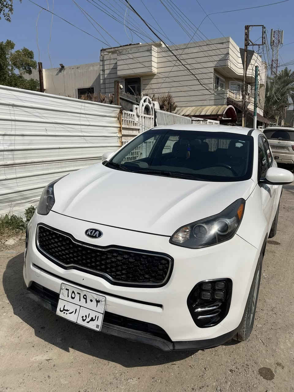 كيا سبورتج 2019 | وارد امريكا للبيع | فئة FE

الضرر: جاملغ أمامي بارد وتكحيل وحافة البنيد تعديل والباب الخلفي رش فقط اثر كردخه بأمريكا بدون دواخل بدون تبديل موضح بالصور 

شاصي لغود كلها مكفوله السيارة على وضع الشركة كلشي بيها بلادي بدون تبديل 

صور امريكا مرفقه مع الصور  بدون ايرباك

 المواصفات:

 • محرك 2400 GDI

 • كير أوتوماتيك / عادي

 • 5 ويل كب

• كير 6 نمر 

 • تبريد قطعتين

 • مانع انزلاق ABS

 • بلوتوث + AUX

 • تحكم ستيرن

 • كروز سرعة 

 • شاشة لمس + كاميرا دوارة

 • 3 وضعيات قيادة (عادي / سبورت / ECO)

 • داخلية مخمل أسود

•8 ايرباك مكفول 

 • العداد: 84,000 ألف ميل قابل للزيادة 

عداد السيارة بأمريكا 40,000 ميل 

السيارة جاهزة على وضع الشركة كير محرك تبريد كله مكفول على ايدي مال جناي 

رقم اربيل بأسمي تحويل مباشر بأسم المشتري 

مكانها بغداد 

السعر  15,900$ بيها مجال بسيط للشراي 

للاستفسار الاتصال على الرقم التالي 

***********
