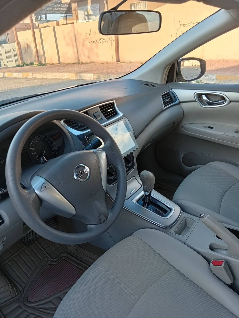 سنترا موديل ٢٠١٩ ماشي ١٠٢الف بدون صبوغ بها تعديل بارد شبر بونيت وشبر باب خلفي سكن مع كوبون بنزين سعر ١٢٦ رقم موبايل ***********
