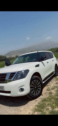 للبيع او مرواس  نيسان باترول 2011seمكينه المرغوب  فول  مواصفات فتحة سق...