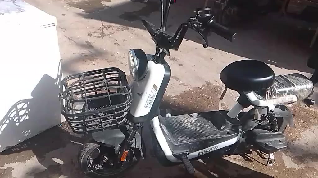 درجه شحن كلها شغال مكان شطره 300وبيها مجال


**إذا كنت صاحب هذا الإعلان وتريد حذفه لأي سبب، رجاءا أرسل رسالة إلى الدعم الفني**