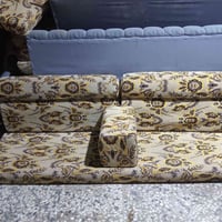 ديوان • للبيع • الناصرية مركز ٦،٤