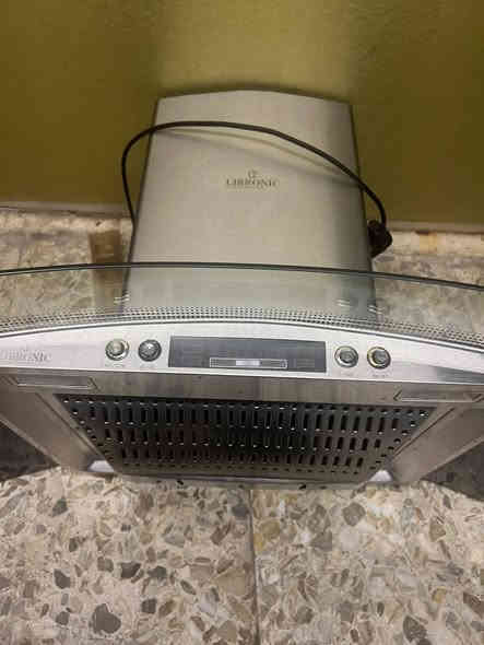 الجديده استعمال قليل سعرها 80 وبيها مجال ***********
