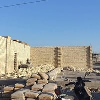 متوفر بيوت قيد الانشاء تستلمه كامل والتكمله تكون ع ذوقك الوان السيرامي...