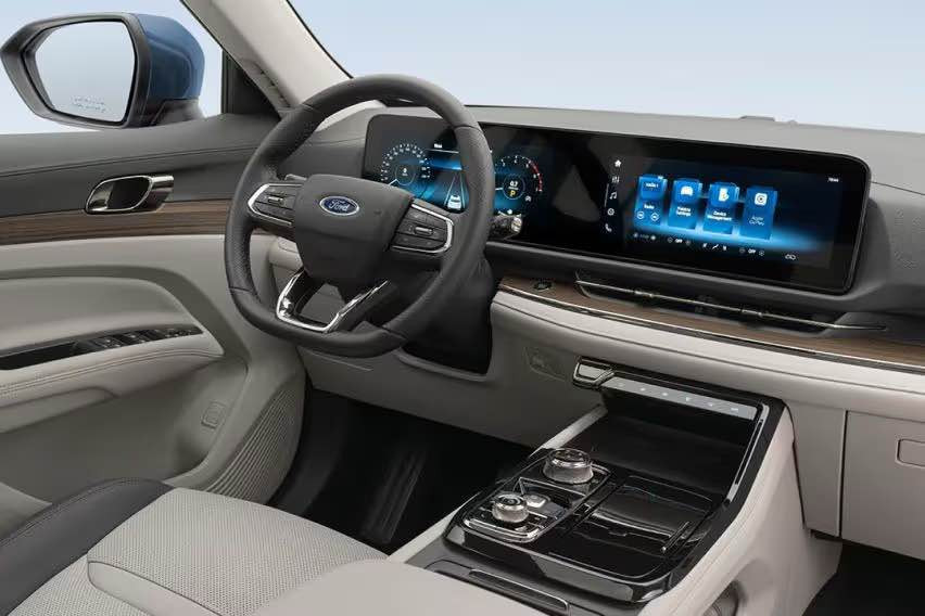 ford territory 2024 titanium
عدد مشي km20 الف  
تبديل دهن و فلتر على شركة 
سيارة كلين 
فول مواصفات
5 سنة ضمان 
*********** أربيل, العراق
