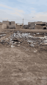 زراعي سبع قصور شارع ابو علي 

خدمات ماء وكهرباء ومجاري 

عرض الفرع 6متر السعر 14وبيه مجال 

*********** بي وتساب 

***********

أو مراجعة المكتب التساهل عنوان سبع قصور شارع ابو علي قرب حسينية ال هاشم
