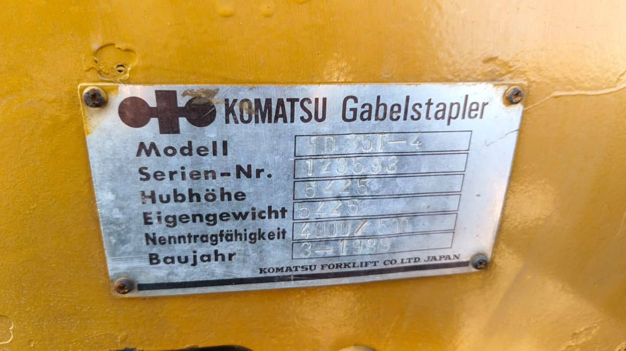 رافعه كوماتسو 1989
4.5 طن
كل شي جاهز بدون مصرف مكاني دهوك
سعر 45 ورقه
***********
